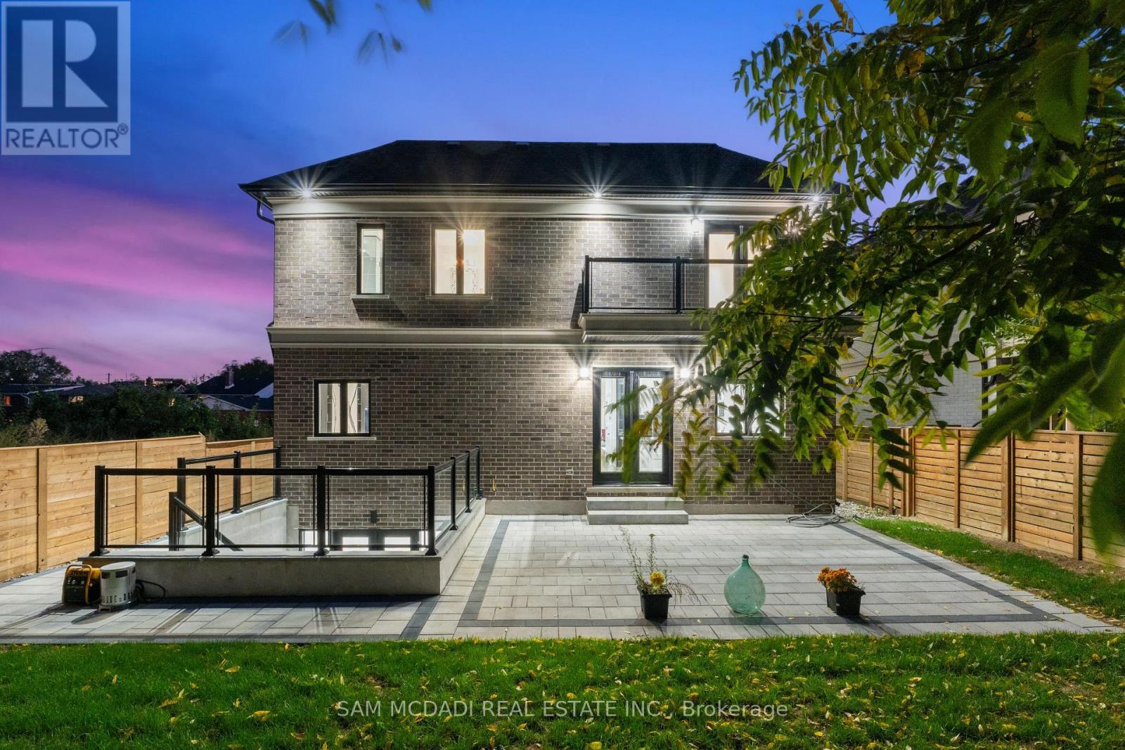 193 Mateo Place, Mississauga, ON - Outdoor With Deck Patio Veranda