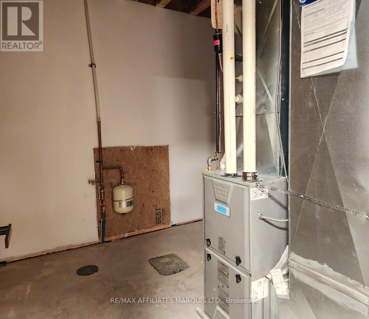 2288 Crewson Crescent, Cornwall, ON - Indoor Photo Showing Basement