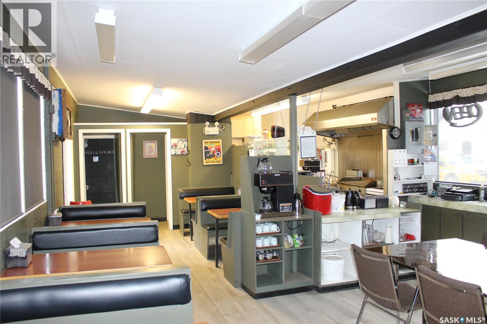 1105 Athabasca Street E, Moose Jaw, SK