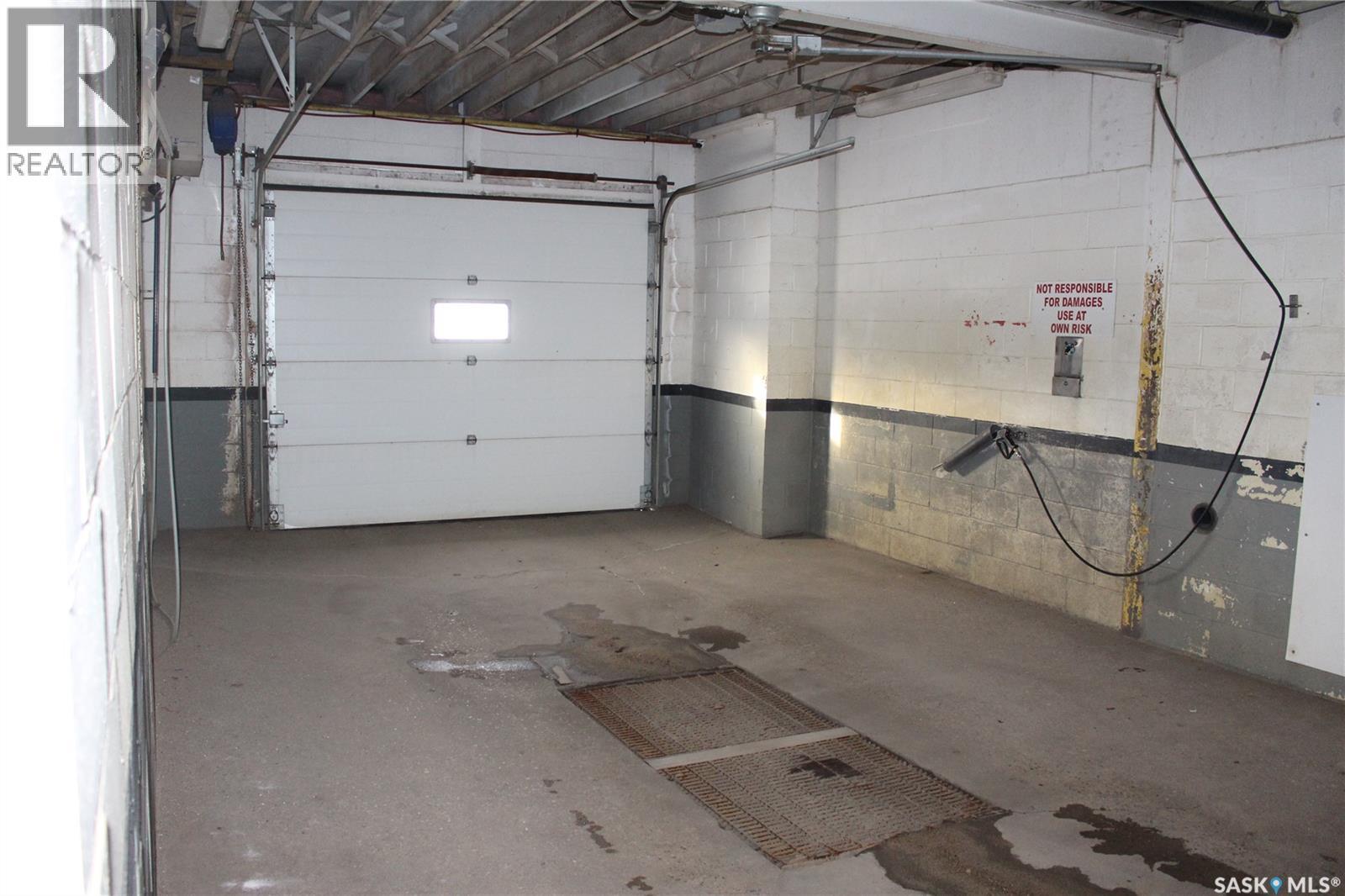 1105 Athabasca Street E, Moose Jaw, SK