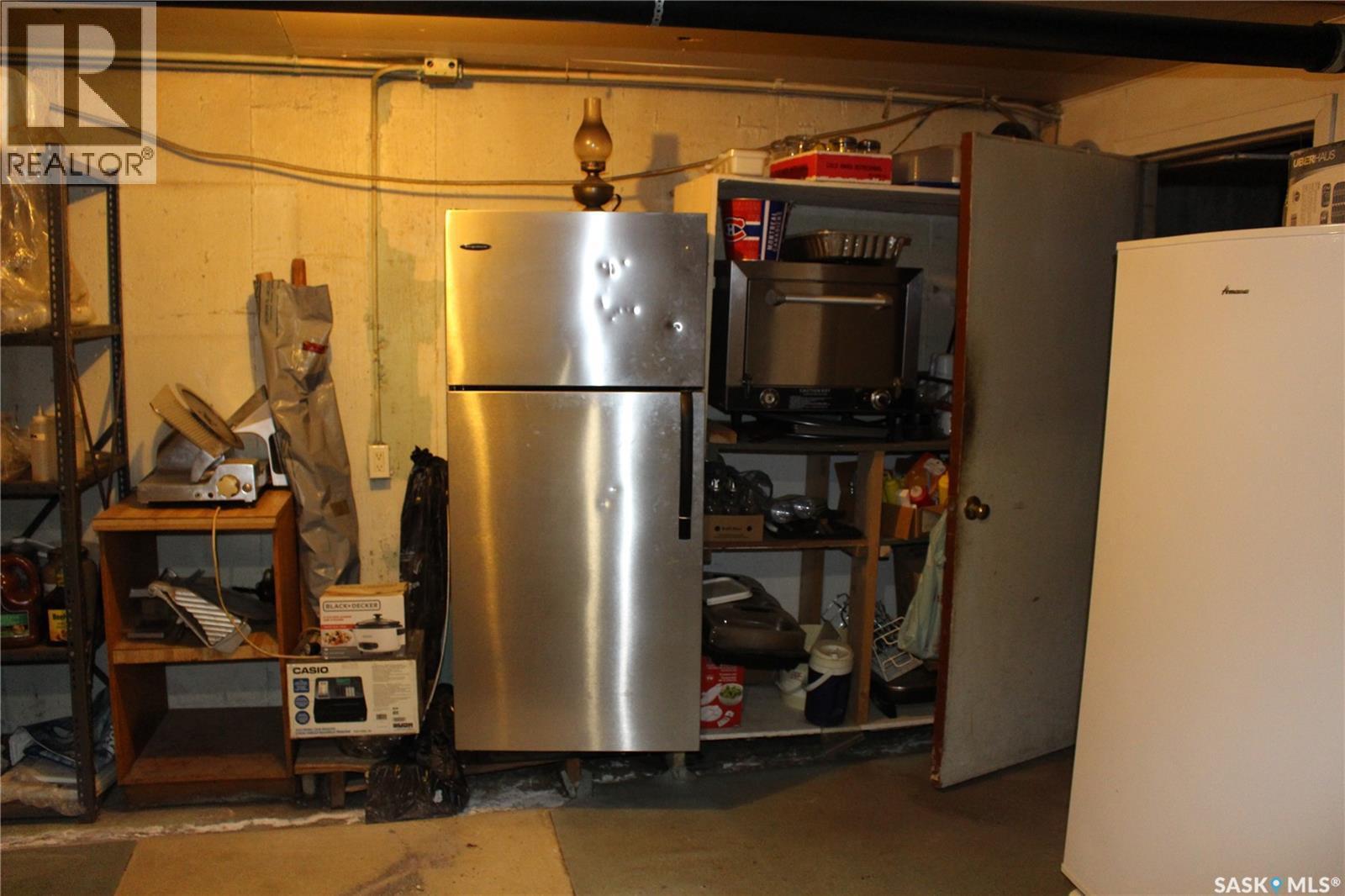 1105 Athabasca Street E, Moose Jaw, SK