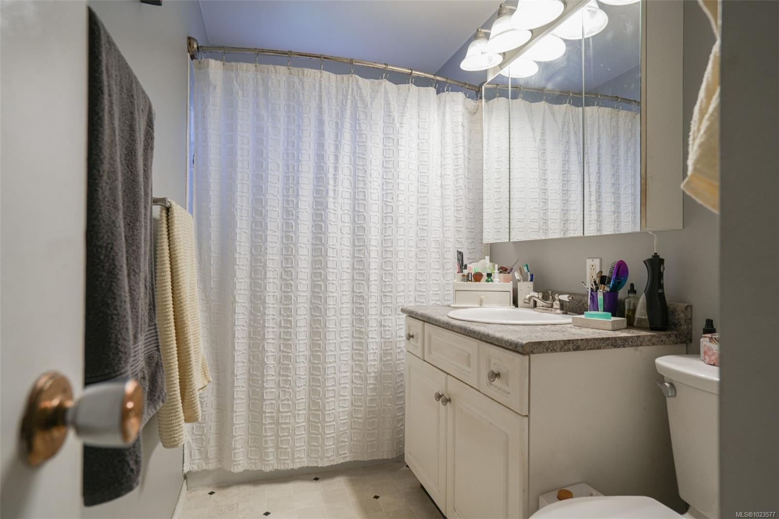 4233 8Th Ave, Port Alberni, BC