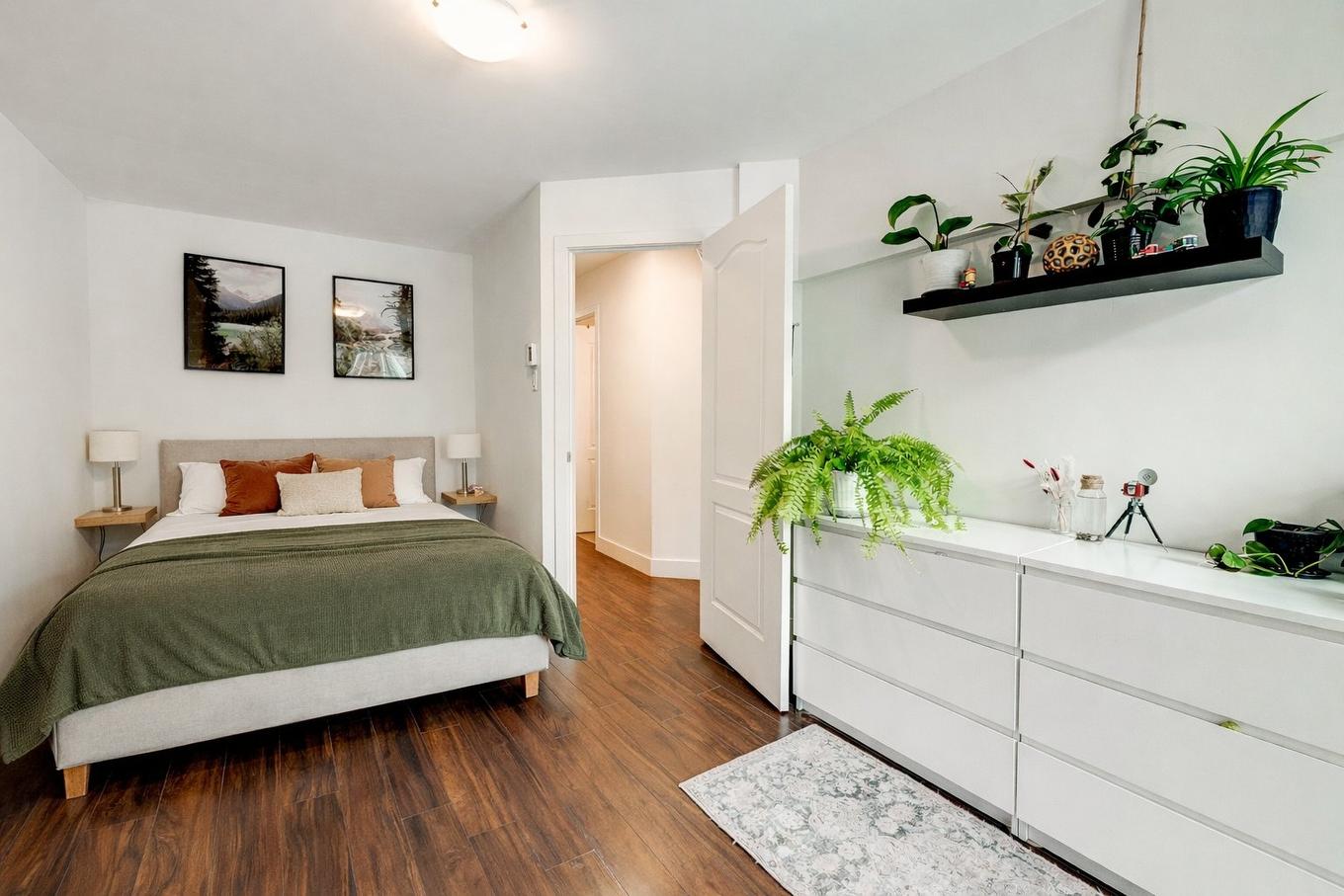 Chambre à coucher principale - 102-2078 Rue Lespérance, Montréal (Ville-Marie), QC - Indoor Photo Showing Bedroom