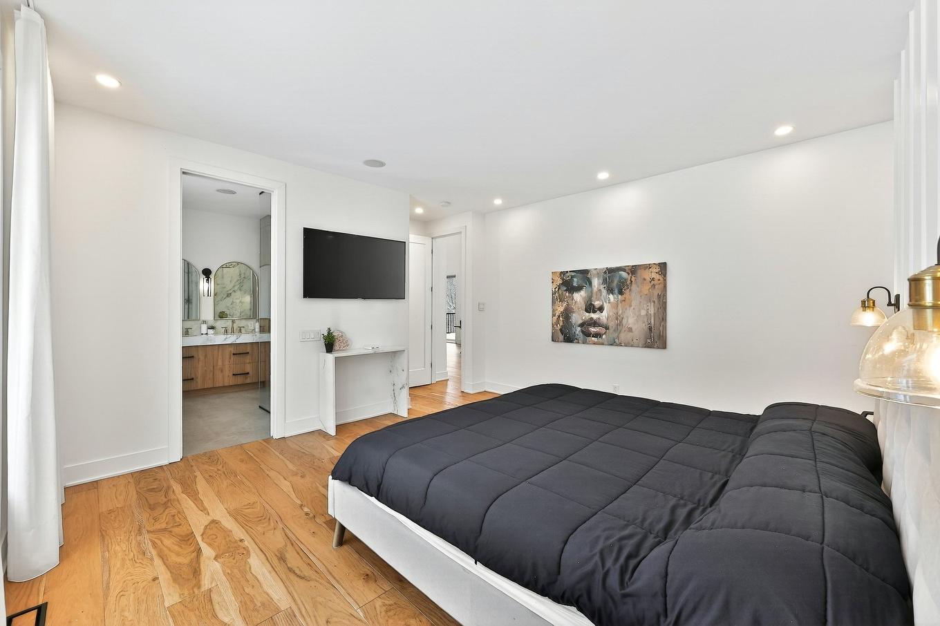 Chambre à coucher principale - 62 Rue Monette, Saint-Hippolyte, QC - Indoor Photo Showing Bedroom