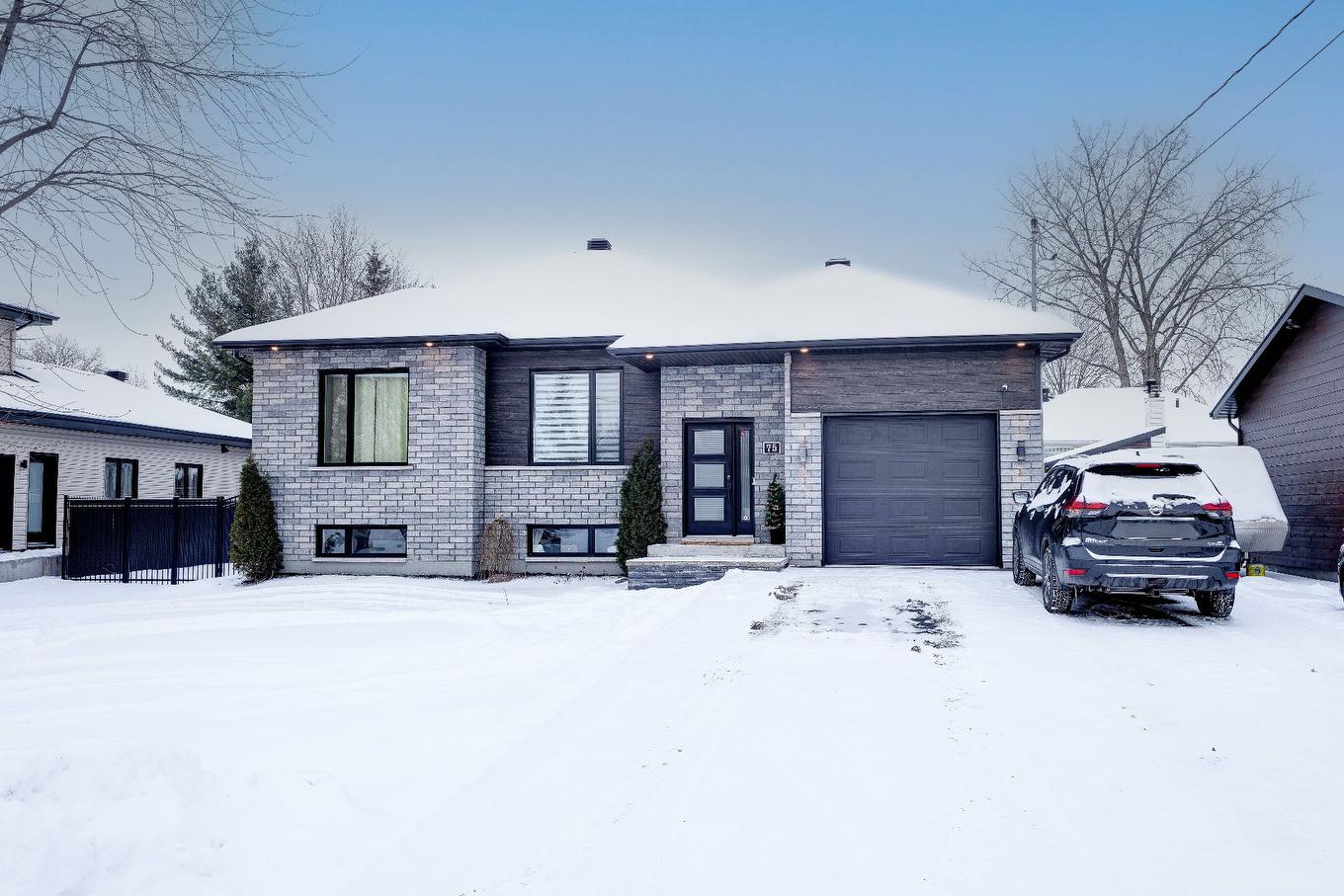 Frontage - 75 Rue Jules-Duval, Saint-Jean-Sur-Richelieu, QC - Outdoor