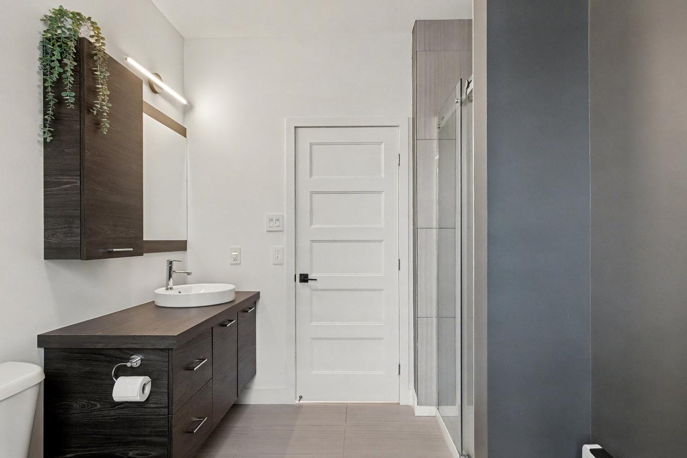 Bathroom - 75 Rue Jules-Duval, Saint-Jean-Sur-Richelieu, QC - Indoor Photo Showing Bathroom