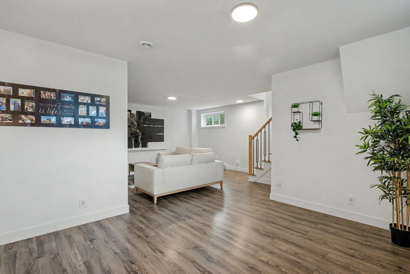 Family room - 75 Rue Jules-Duval, Saint-Jean-Sur-Richelieu, QC - Indoor