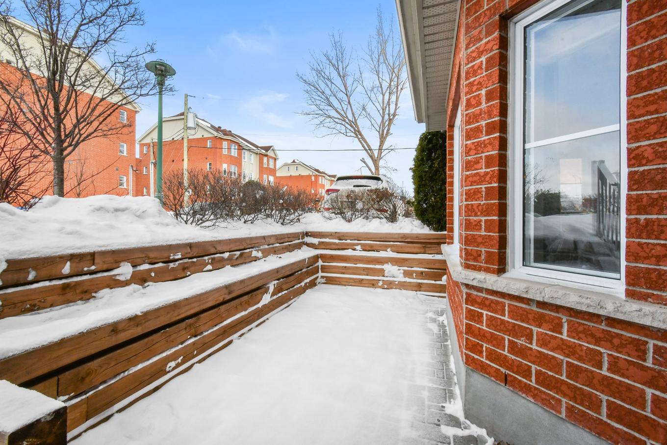 Patio - 1420 Rue Émerie, Longueuil (Saint-Hubert), QC - Outdoor