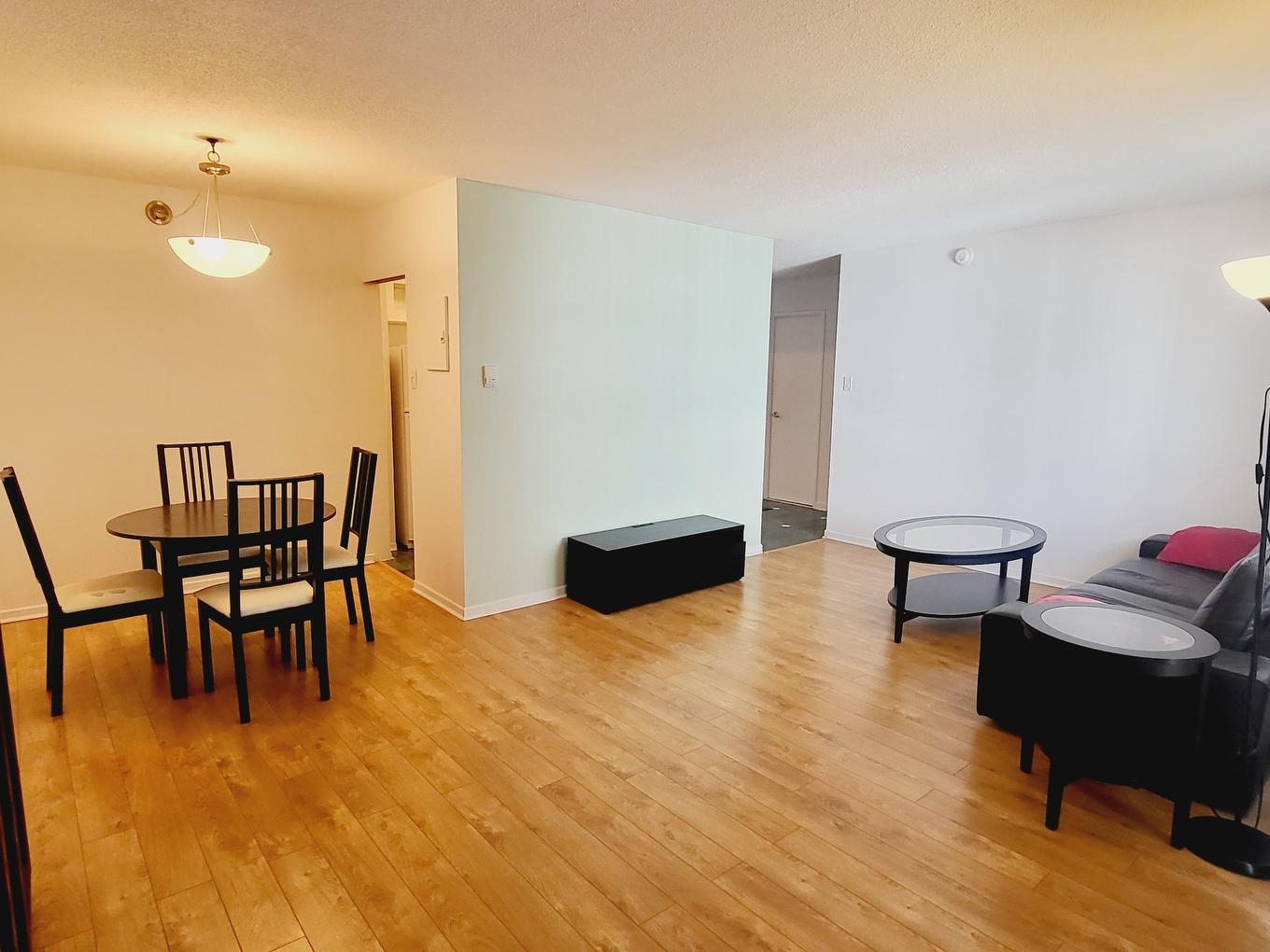 Laundry room - 1006-3470 Rue Simpson, Montréal (Ville-Marie), QC - Indoor Photo Showing Other Room