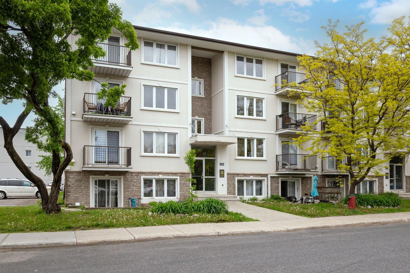 Frontage - 301-839 Rue Fabre, Longueuil (Le Vieux-Longueuil), QC - Outdoor With Balcony With Facade