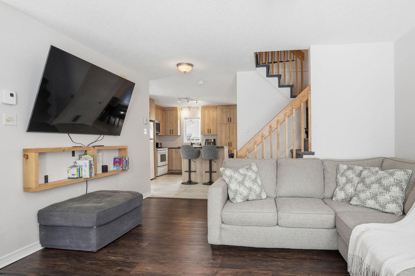 Vue d'ensemble - 169 Rue Des Samares, Gatineau (Masson-Angers), QC - Indoor Photo Showing Living Room