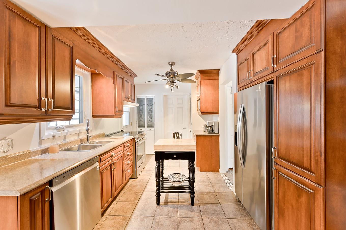 Cuisine - 2186 Rue Normand, Sherbrooke (Fleurimont), QC - Indoor Photo Showing Kitchen With Double Sink