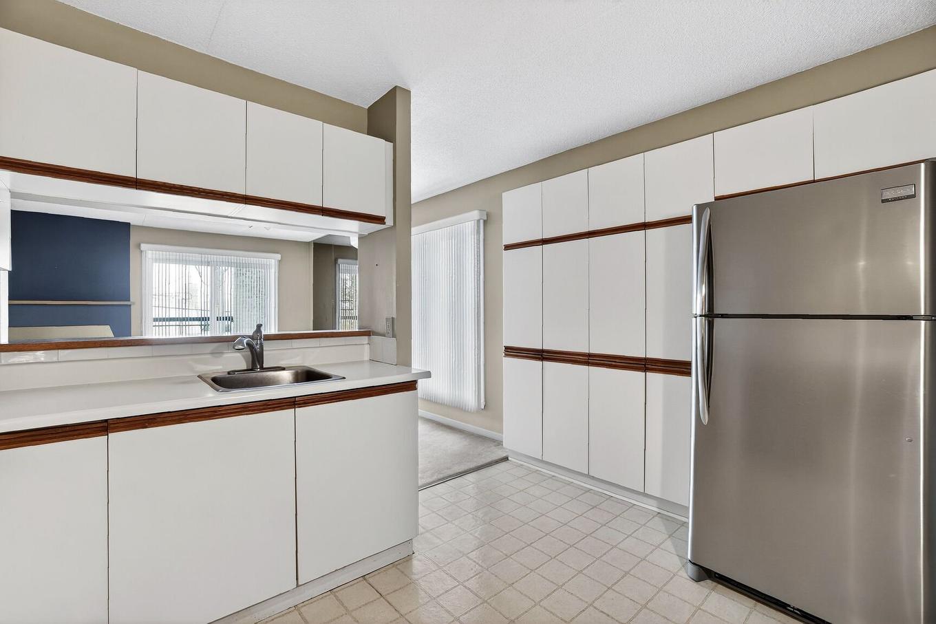 Kitchen - 201-3125 Boul. Lévesque E., Laval (Duvernay), QC - Indoor Photo Showing Kitchen