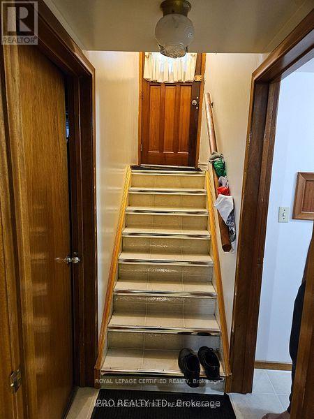 197 Craigroyston Road, Hamilton, ON - Indoor Photo Showing Other Room