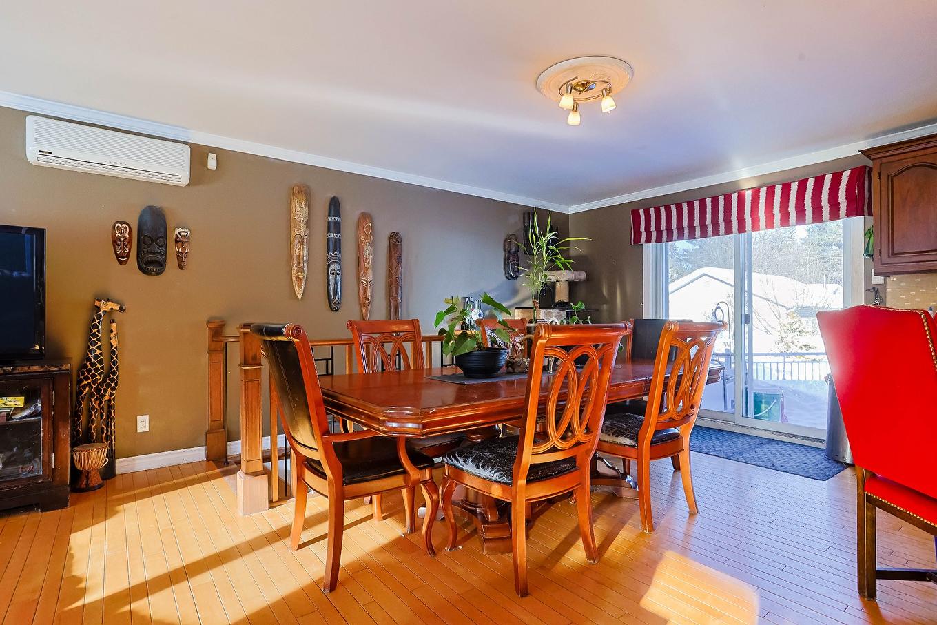 Salle à manger - 9490 Rue Foreman, Trois-Rivières, QC - Indoor Photo Showing Dining Room