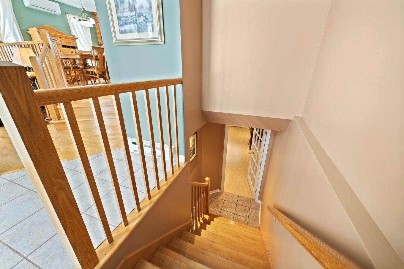 Escalier - 164 Rue De L'Île-Aux-Fraises, Terrebonne (Lachenaie), QC - Indoor Photo Showing Other Room
