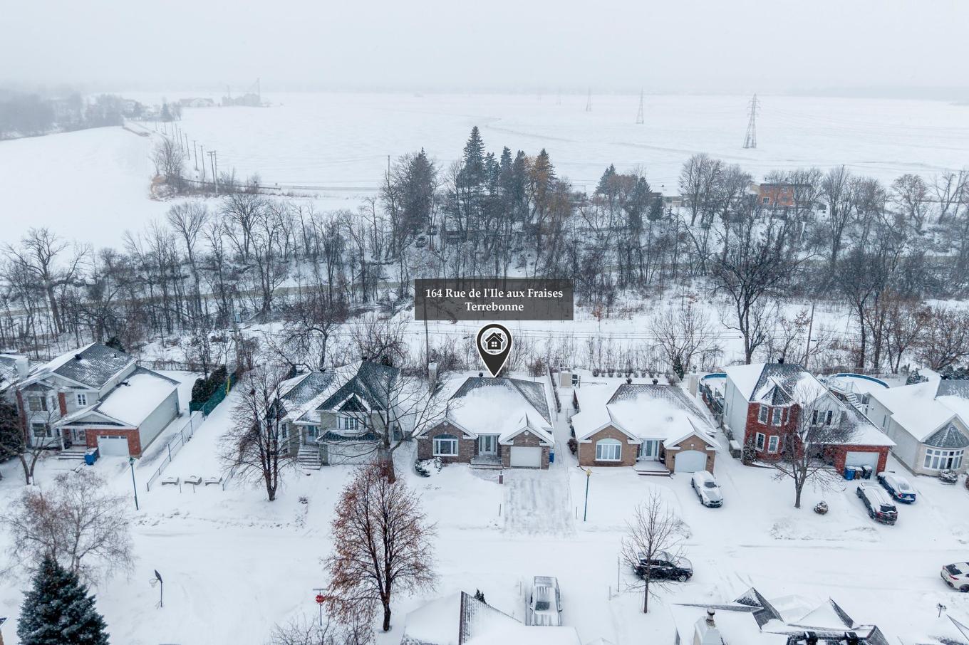 Photo aérienne - 164 Rue De L'Île-Aux-Fraises, Terrebonne (Lachenaie), QC - Outdoor With View
