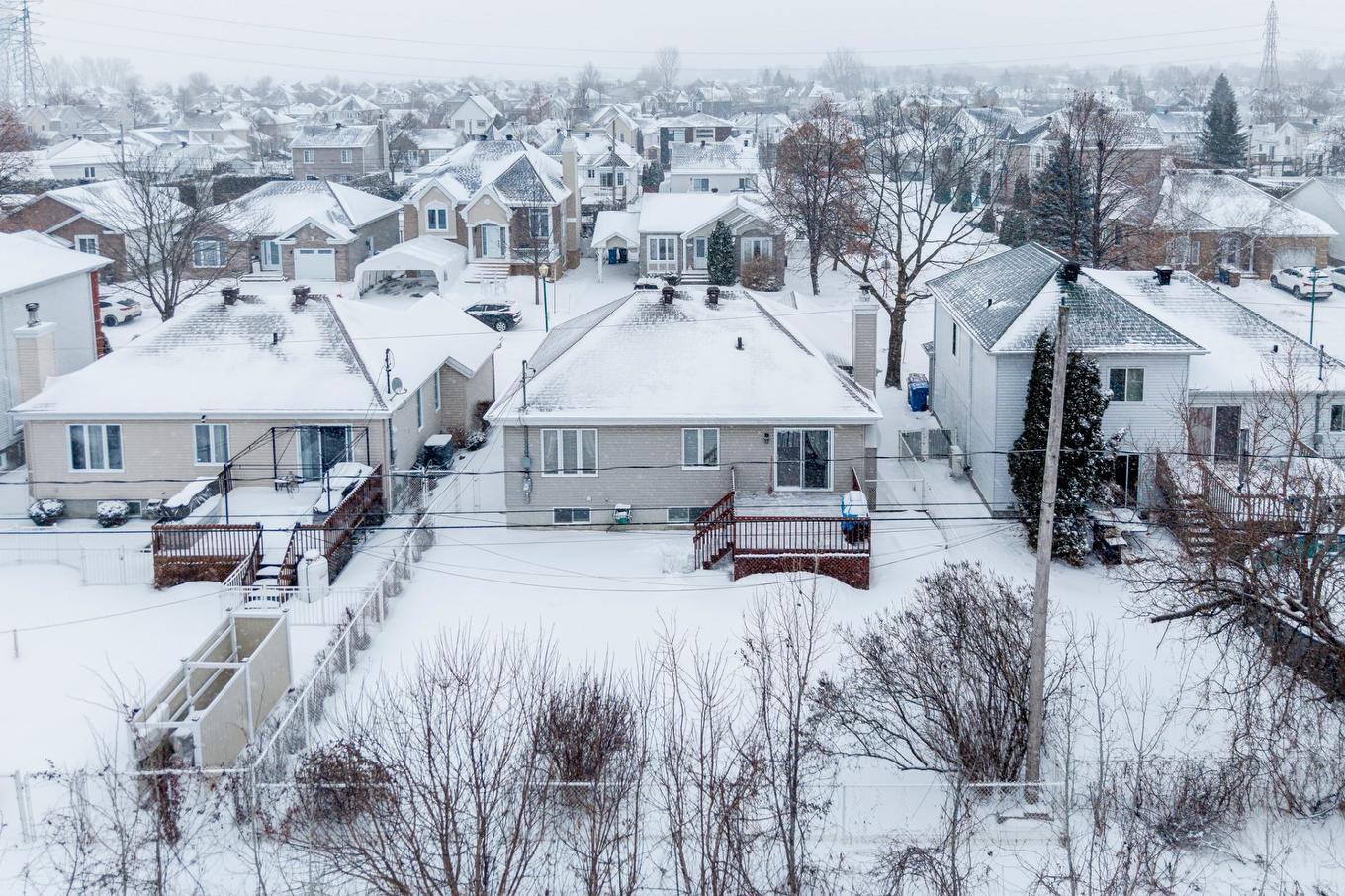 Photo aérienne - 164 Rue De L'Île-Aux-Fraises, Terrebonne (Lachenaie), QC - Outdoor With Deck Patio Veranda With Facade