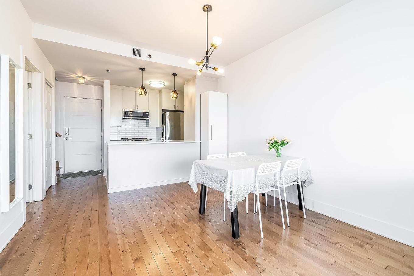 Coin-repas - 402-3950 Rue Sherbrooke E., Montréal (Mercier/Hochelaga-Maisonneuve), QC - Indoor Photo Showing Dining Room