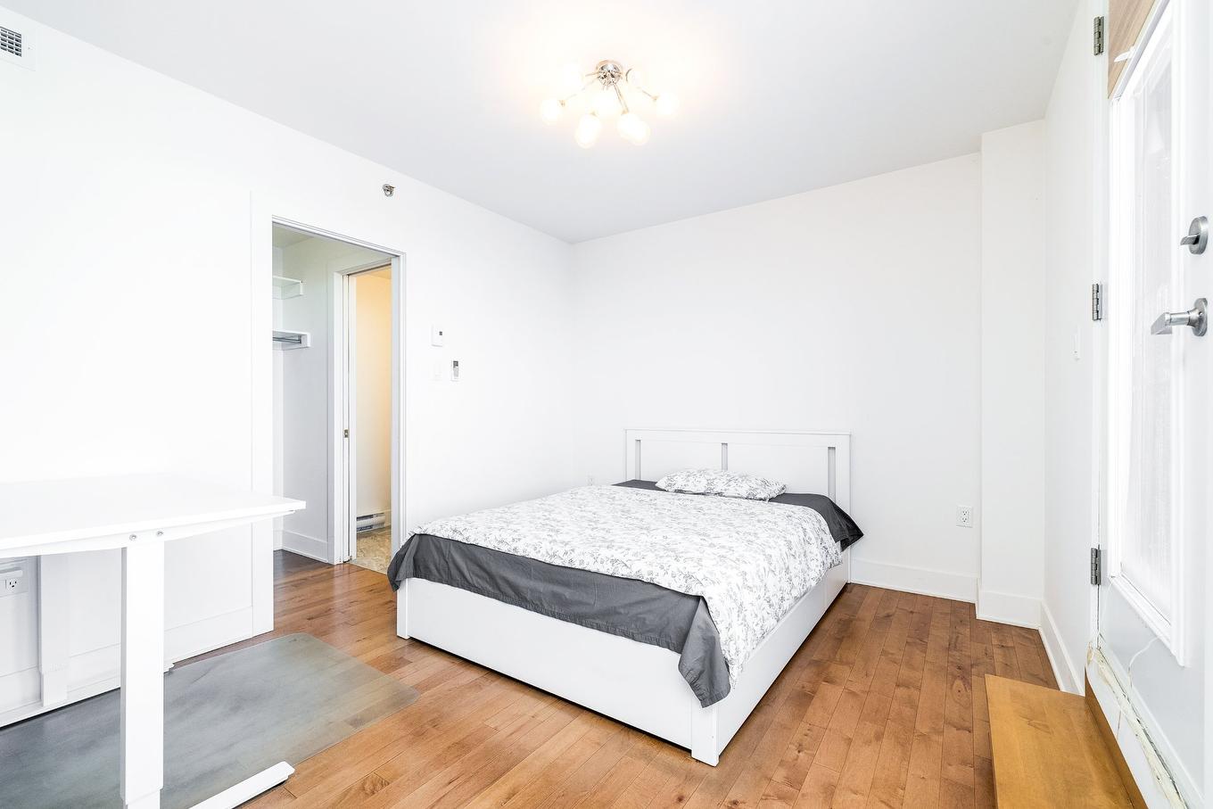 Chambre à coucher principale - 402-3950 Rue Sherbrooke E., Montréal (Mercier/Hochelaga-Maisonneuve), QC - Indoor Photo Showing Bedroom