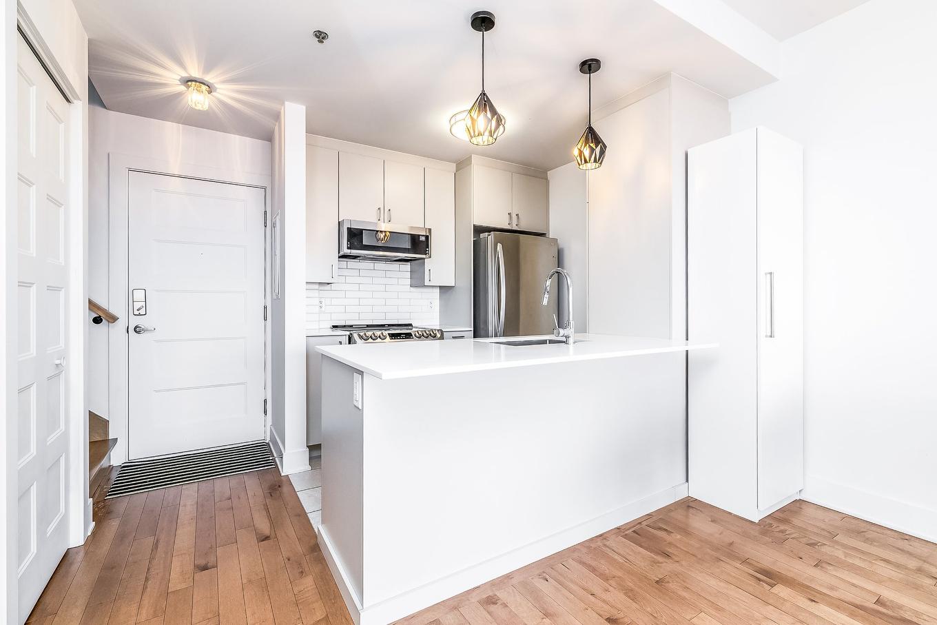 Cuisine - 402-3950 Rue Sherbrooke E., Montréal (Mercier/Hochelaga-Maisonneuve), QC - Indoor Photo Showing Kitchen