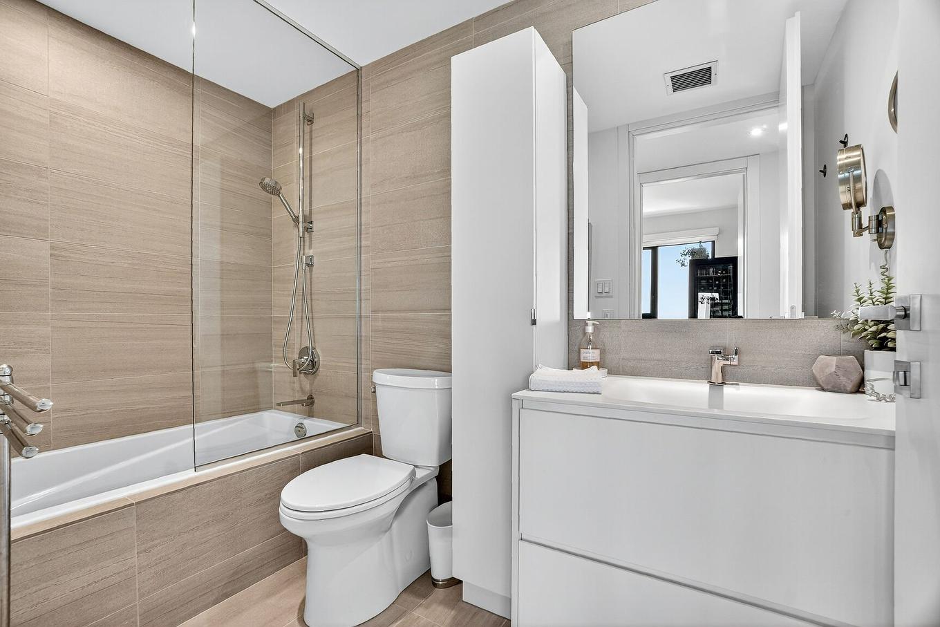 Bathroom - 910-900 Rue André-Prévost, Montréal (Verdun/Île-Des-Soeurs), QC - Indoor Photo Showing Bathroom