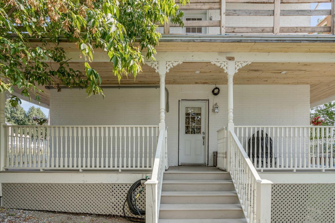 View - 30 Rue St-Raphaël, Québec (Beauport), QC - Outdoor With Deck Patio Veranda