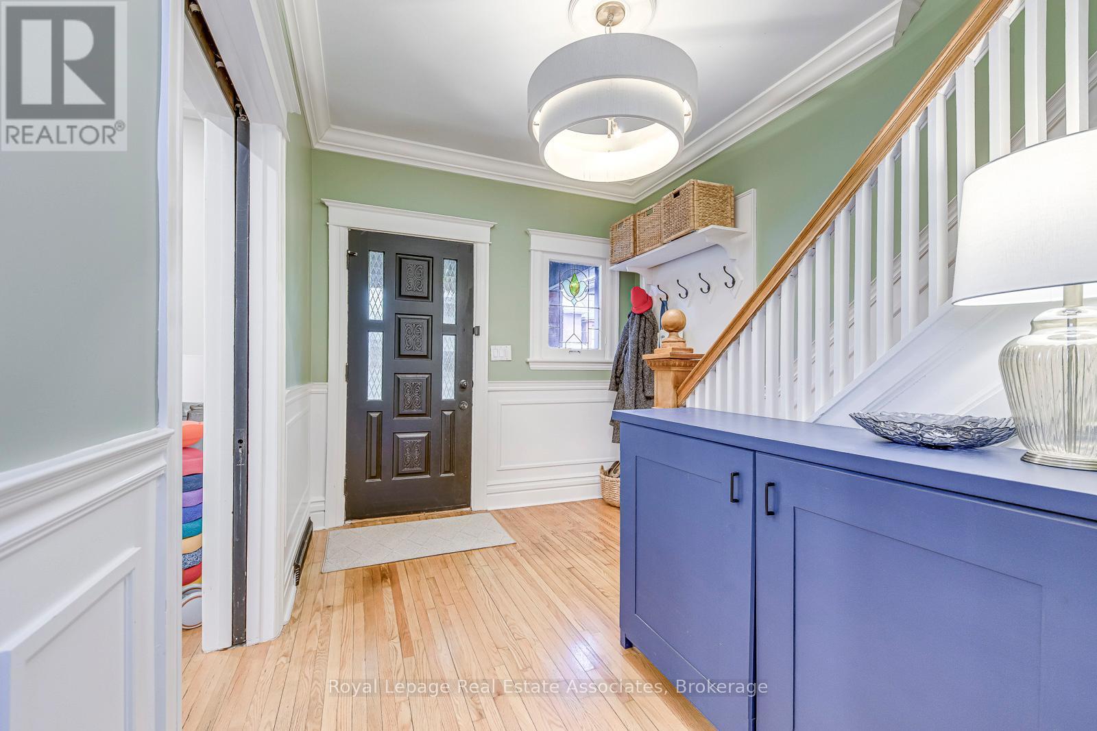 23 Fairholt Road N, Hamilton, ON - Indoor Photo Showing Other Room