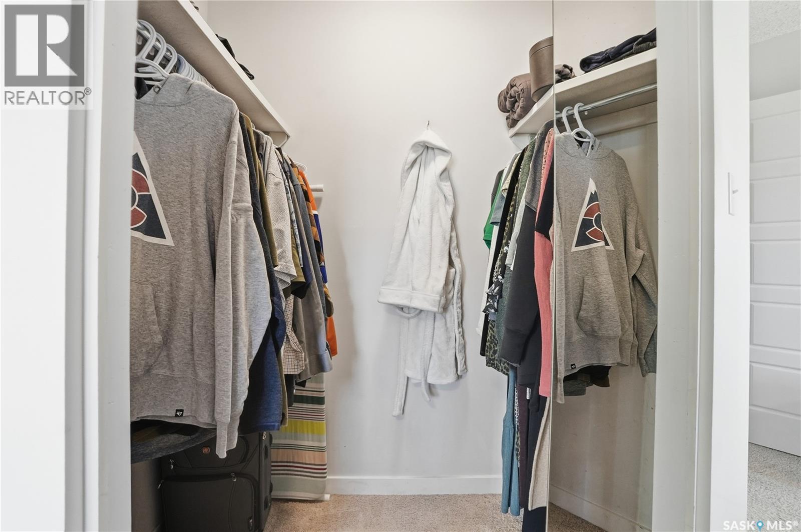 215 Wickenden Crescent, Saskatoon, SK - Indoor With Storage