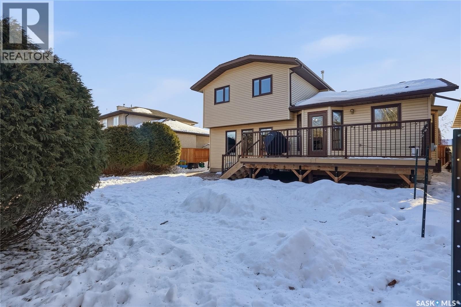 215 Wickenden Crescent, Saskatoon, SK - Outdoor With Deck Patio Veranda