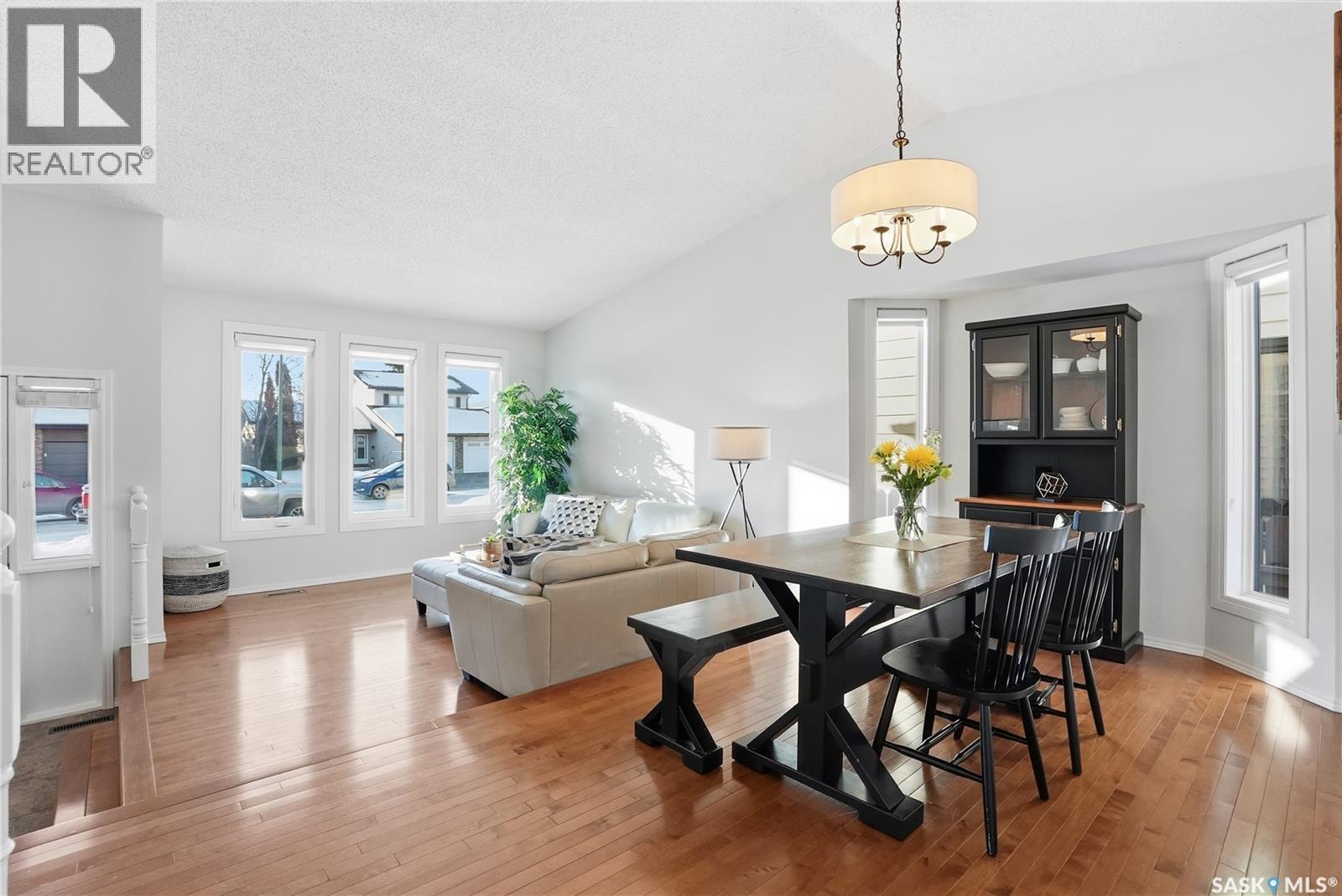 215 Wickenden Crescent, Saskatoon, SK - Indoor Photo Showing Other Room