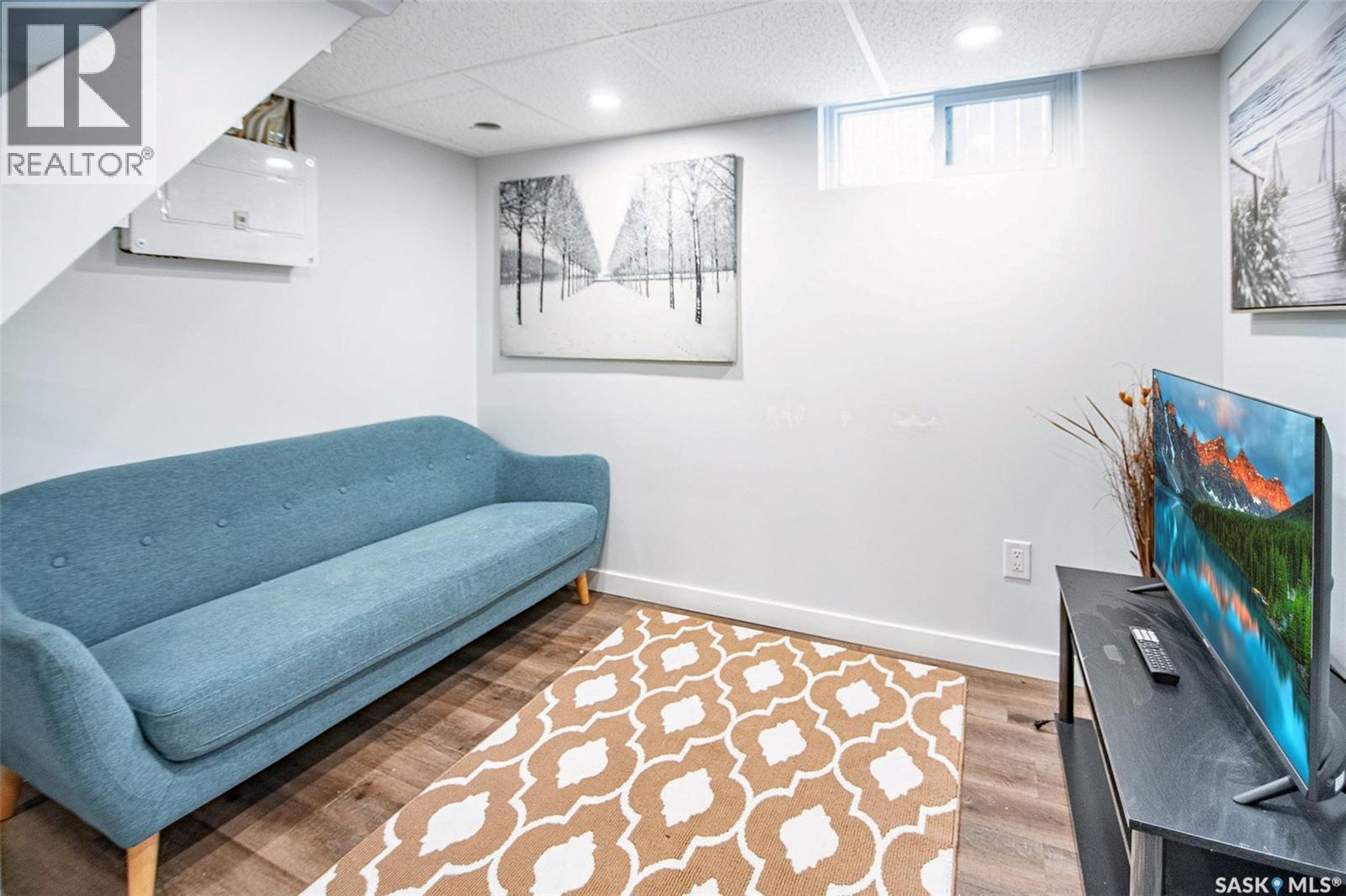 301 River Street E, Prince Albert, SK - Indoor