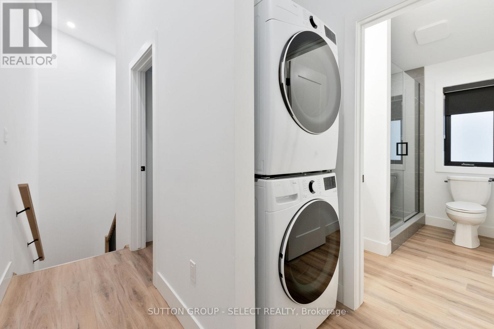 822 Maitland Street, London East (East B), ON - Indoor Photo Showing Laundry Room