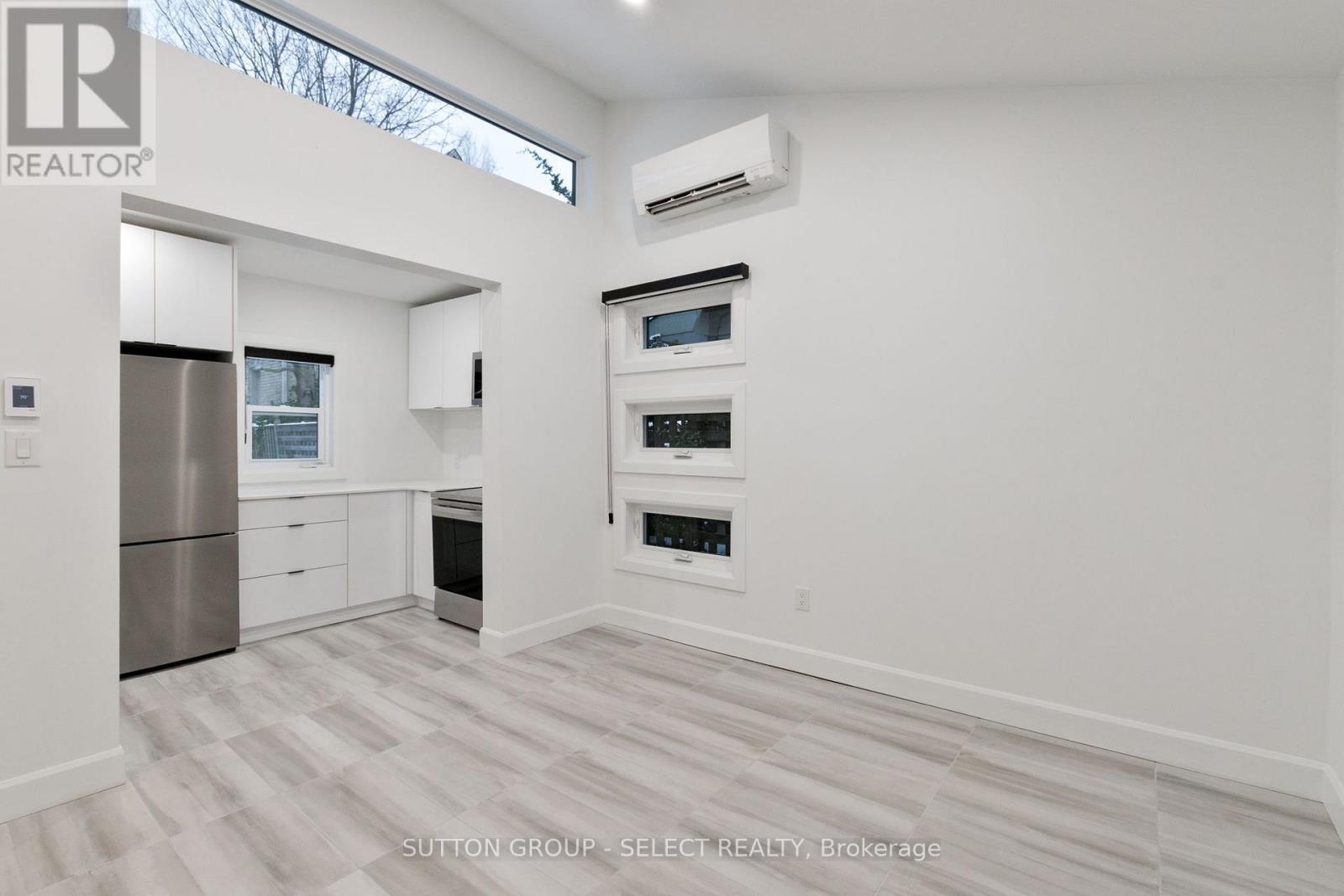 822 Maitland Street, London East (East B), ON - Indoor