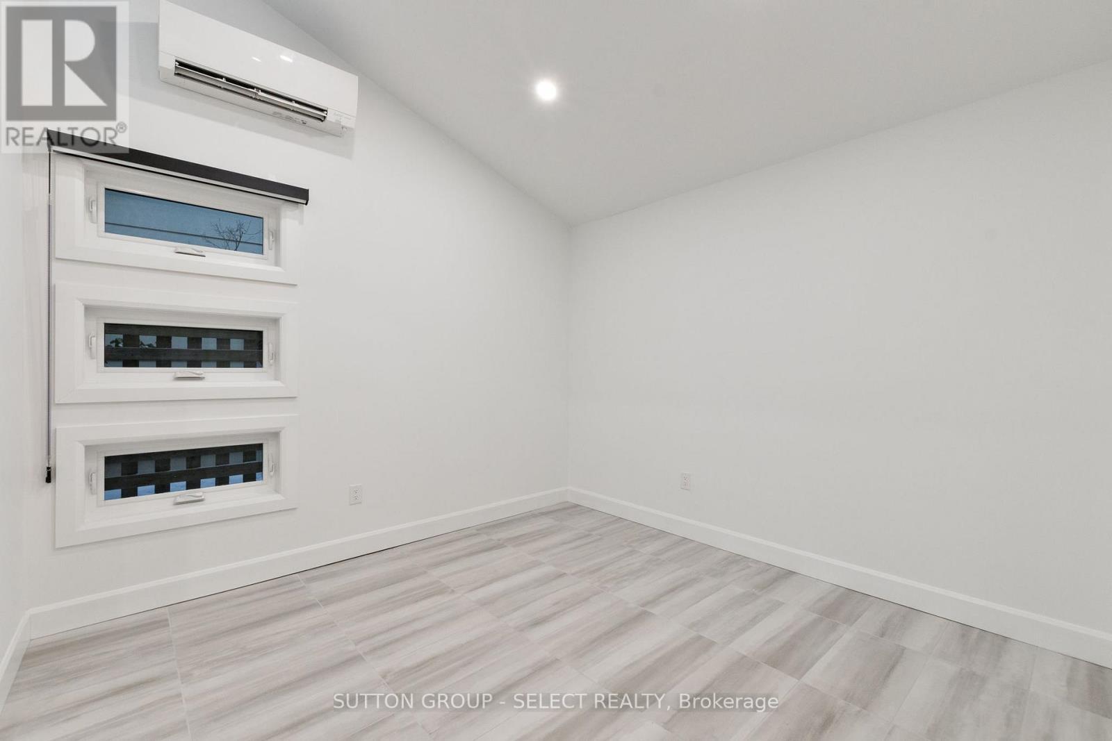 822 Maitland Street, London East (East B), ON - Indoor Photo Showing Other Room