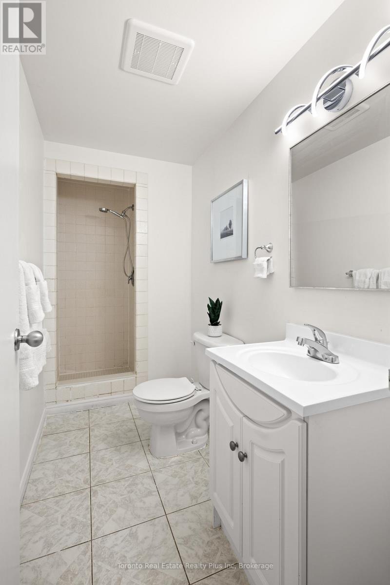134 Pepperwood Crescent, Kitchener, ON - Indoor Photo Showing Bathroom