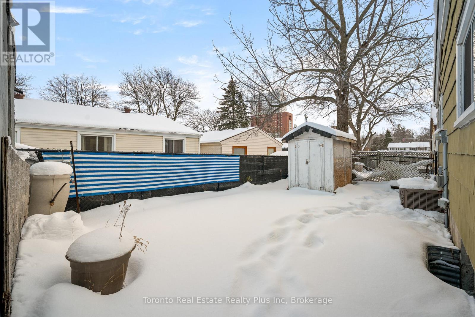 134 Pepperwood Crescent, Kitchener, ON - Outdoor