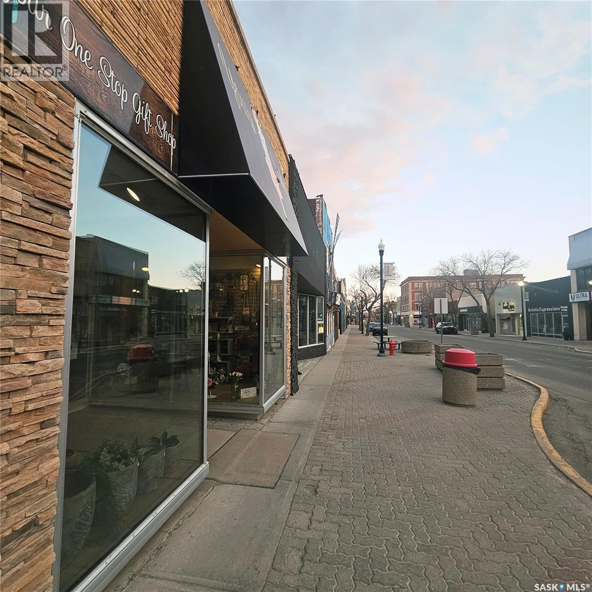 147 Central Avenue N, Swift Current, SK