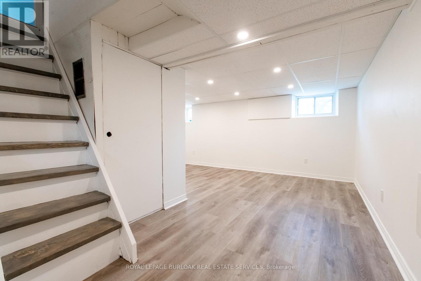 49 Province Street S, Hamilton, ON - Indoor