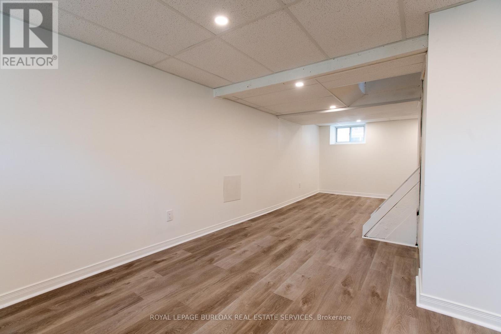 49 Province Street S, Hamilton, ON - Indoor