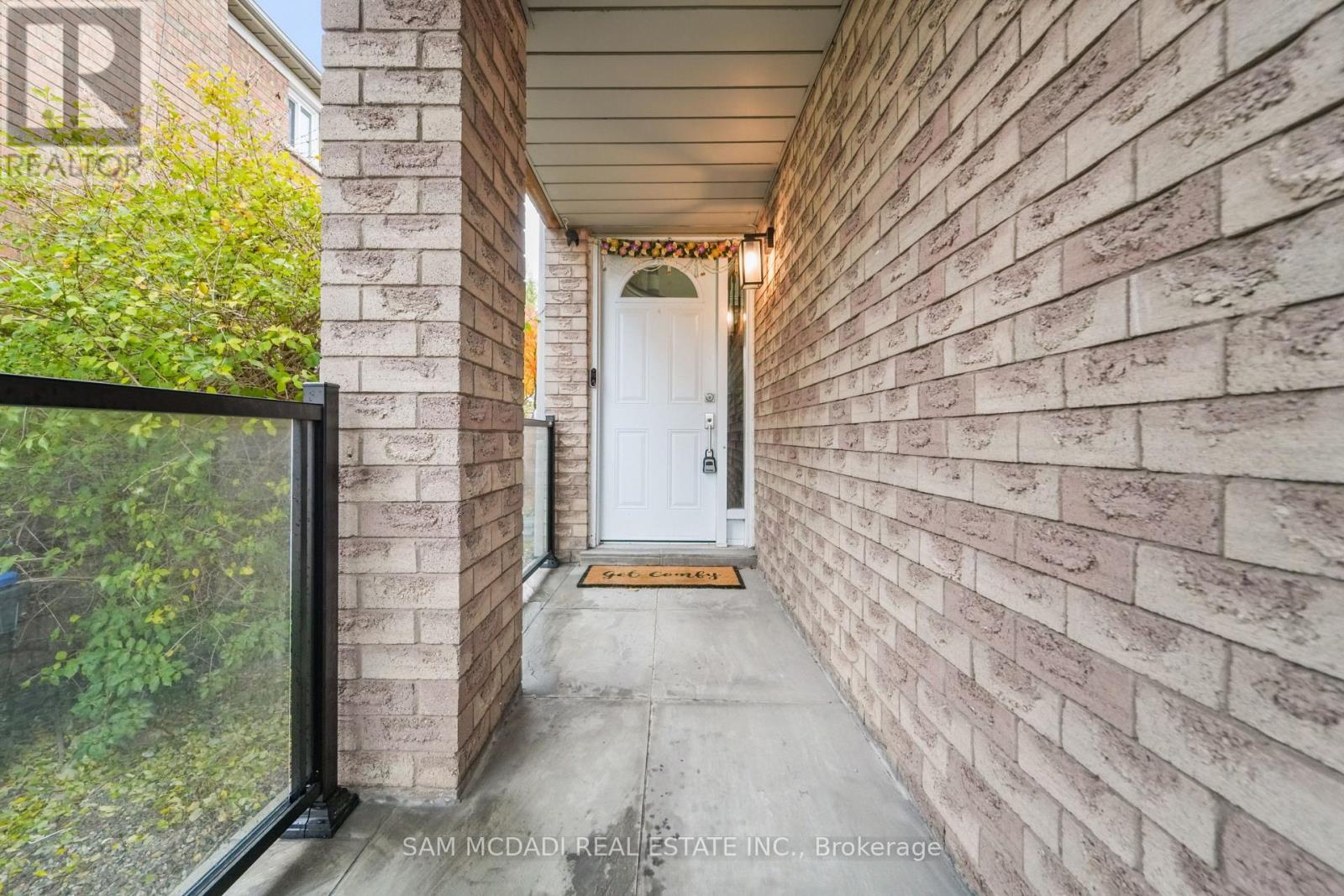 2988 Gulfstream Way, Mississauga, ON - Outdoor With Exterior