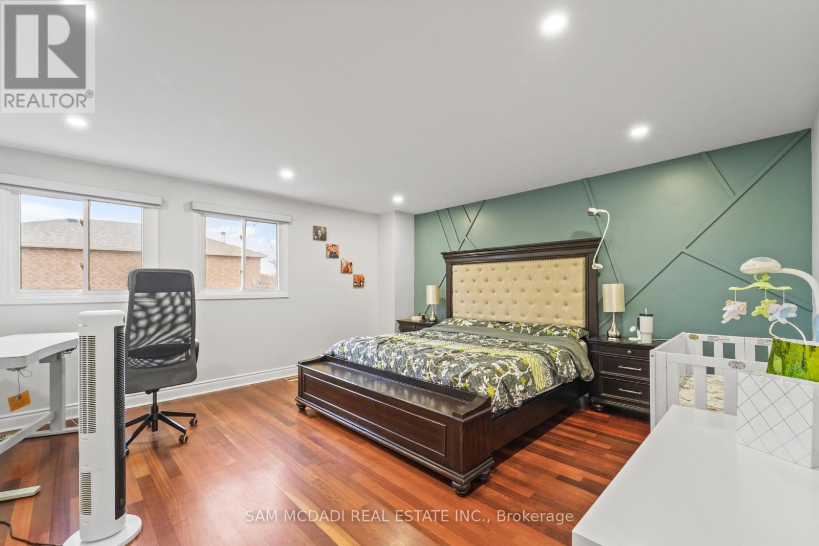 2988 Gulfstream Way, Mississauga, ON - Indoor Photo Showing Bedroom