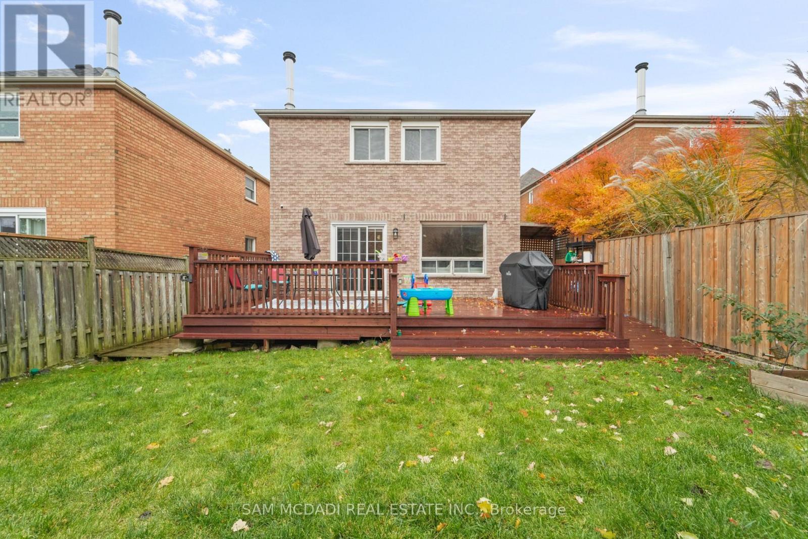 2988 Gulfstream Way, Mississauga, ON - Outdoor With Deck Patio Veranda With Exterior
