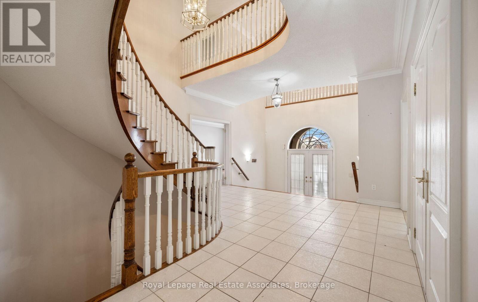 5278 Hilton Court, Mississauga, ON - Indoor Photo Showing Other Room