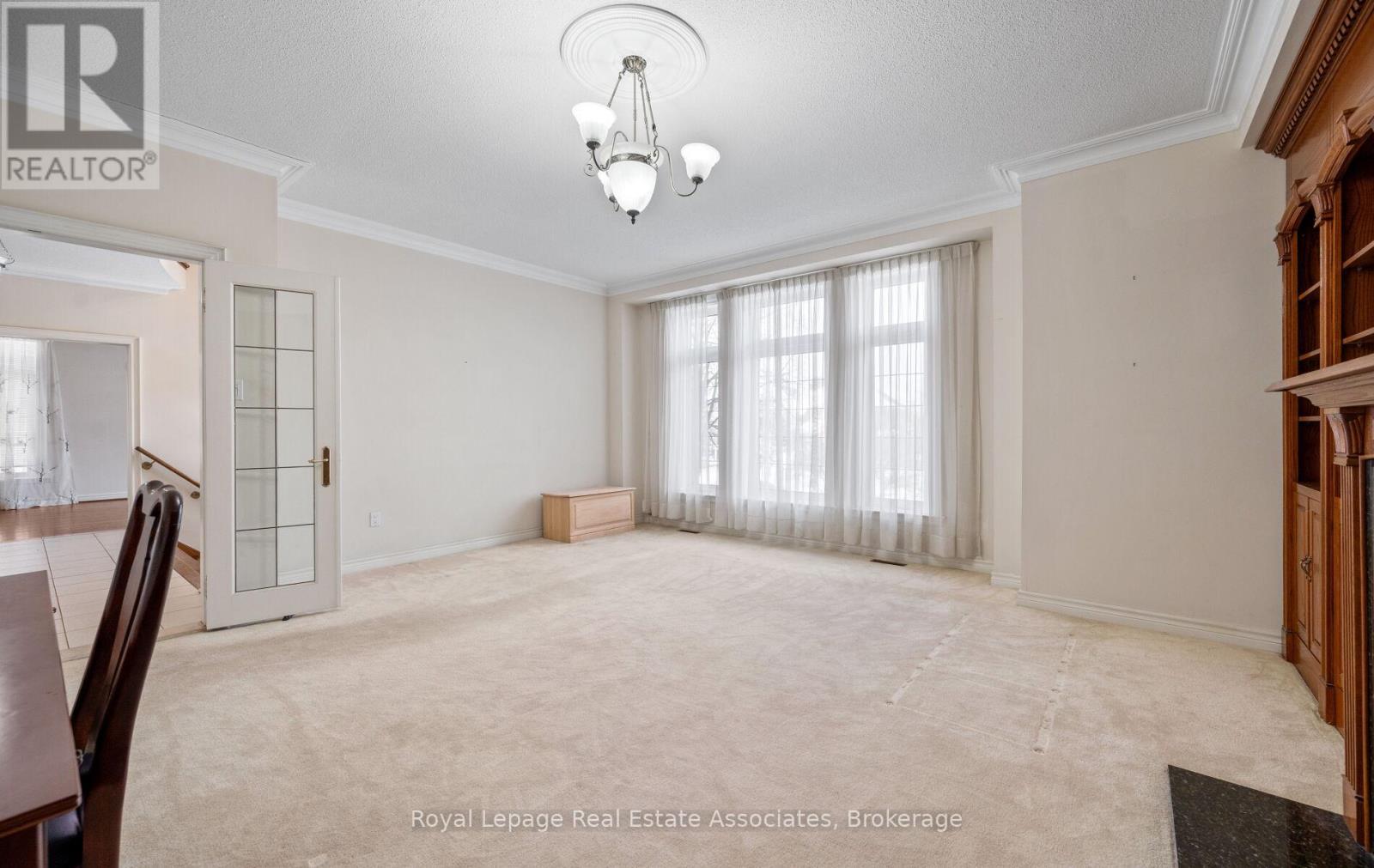 5278 Hilton Court, Mississauga, ON - Indoor