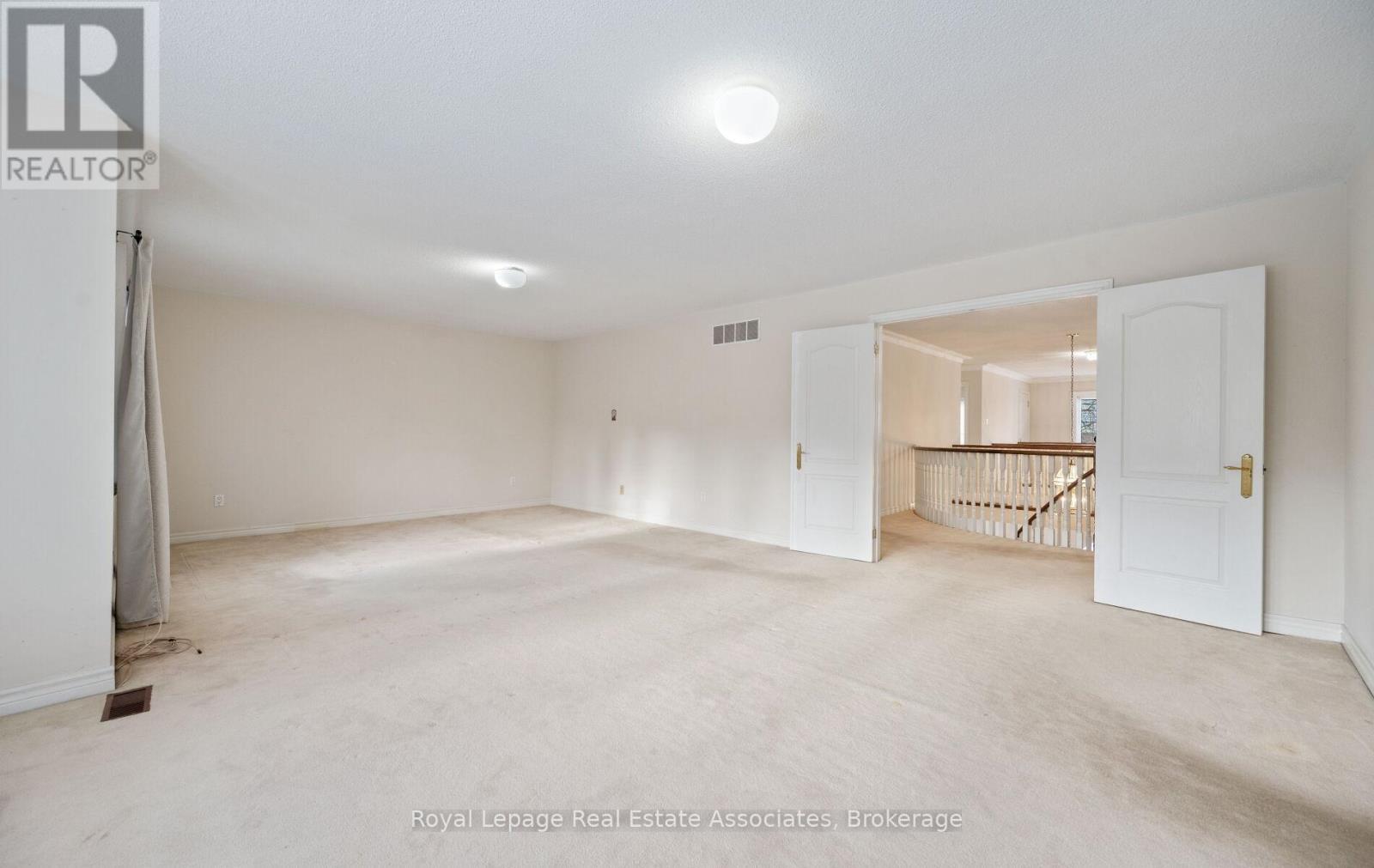 5278 Hilton Court, Mississauga, ON - Indoor