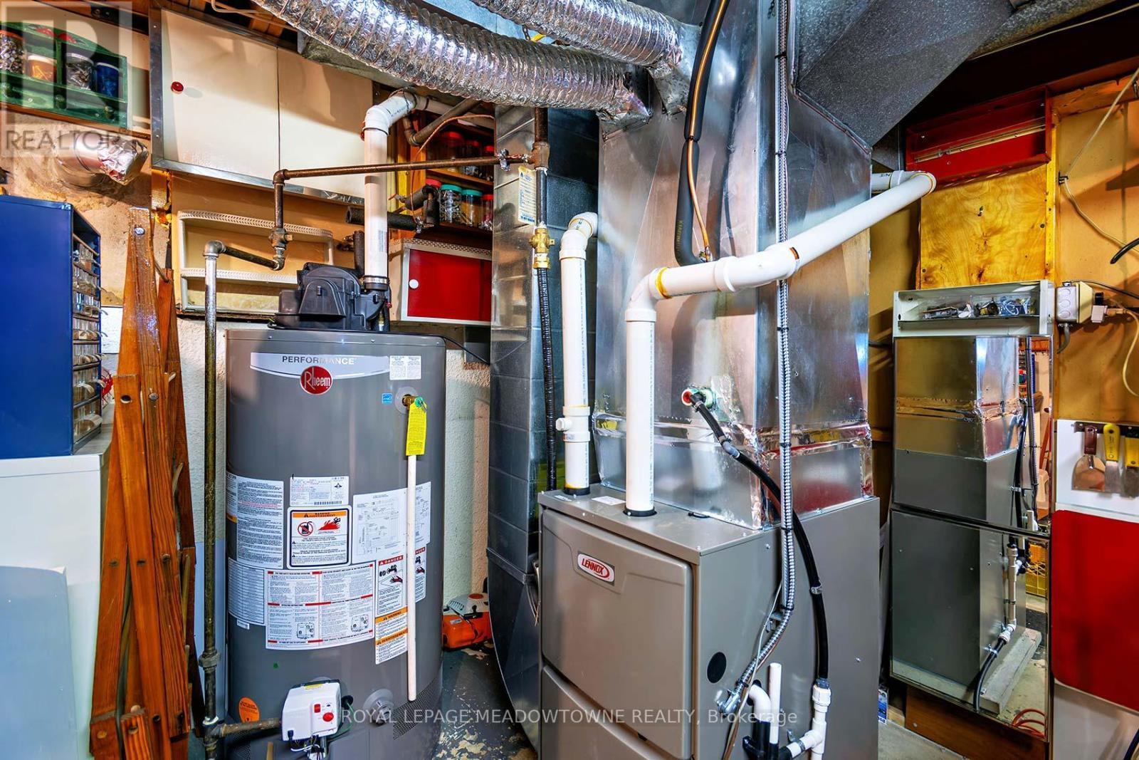 2529 Claymore Crescent, Mississauga, ON - Indoor Photo Showing Basement
