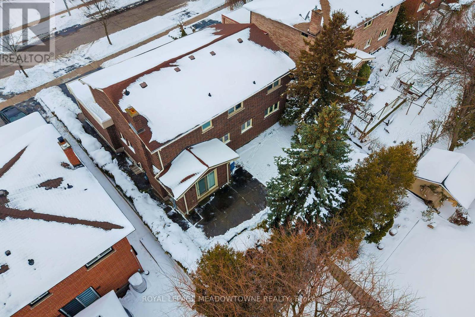 2529 Claymore Crescent, Mississauga, ON - Outdoor With View