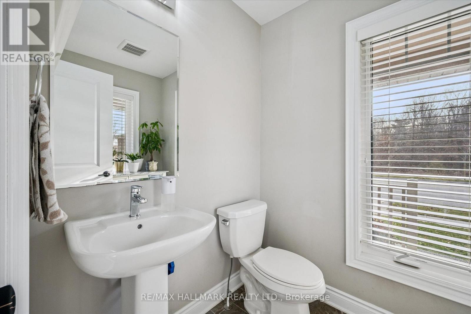 226 Amand Drive, Kitchener, ON - Indoor Photo Showing Bathroom