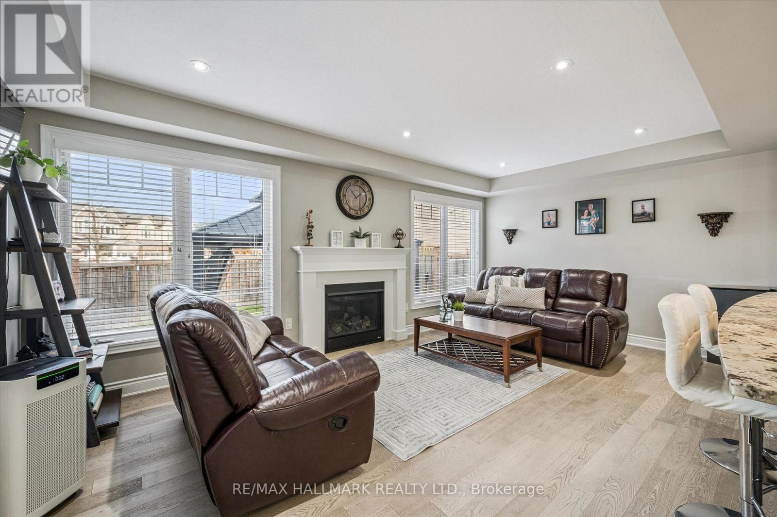 226 Amand Drive, Kitchener, ON - Indoor Photo Showing Living Room With Fireplace